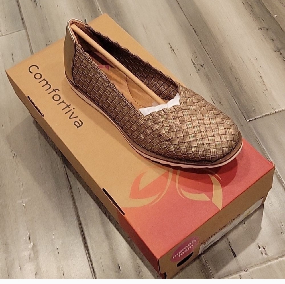 Comfortiva Riya Women's Size 9M